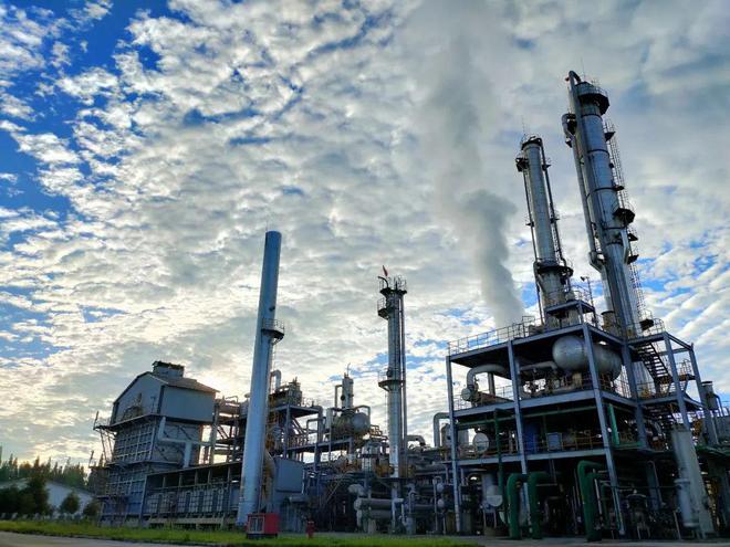 綿竹知名老廠企招人啦!操作工、機電技術人員,五險一金,薪資5-8k.